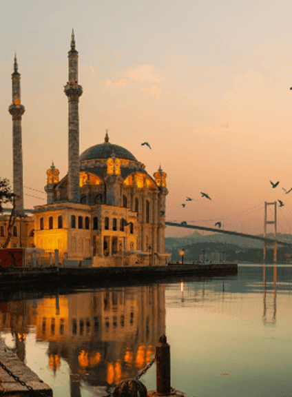 Ortaköy Camii